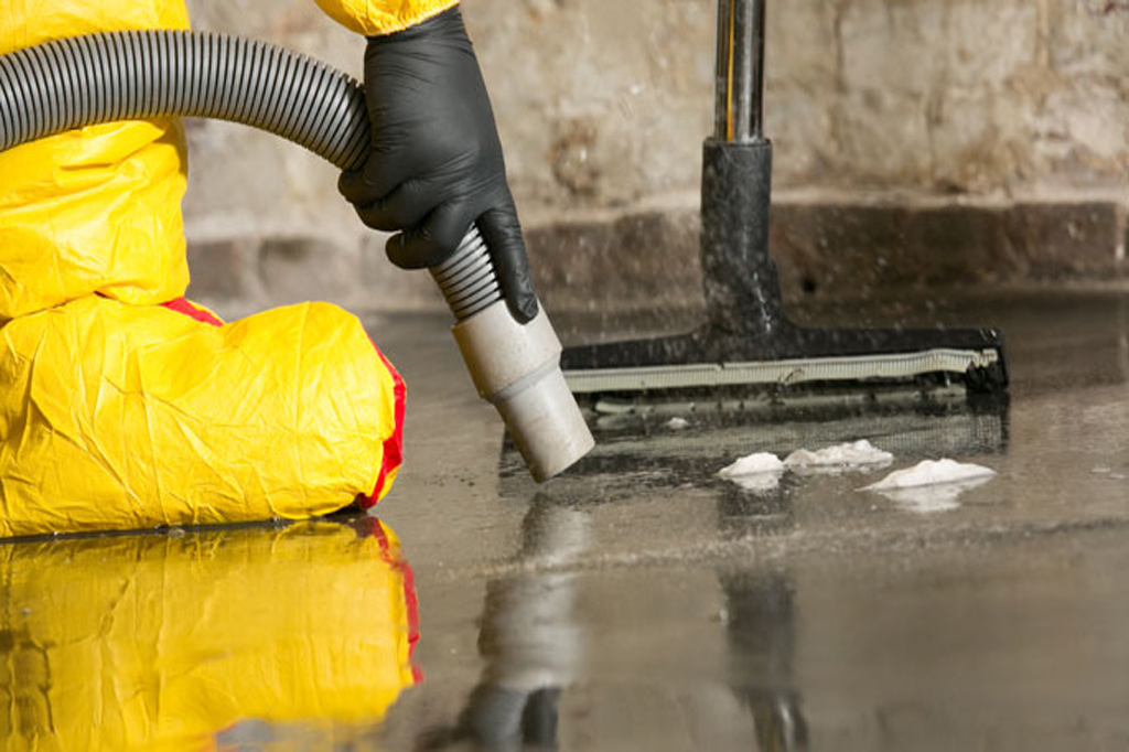 Sewage Damage Cleanup in Wilton CT
